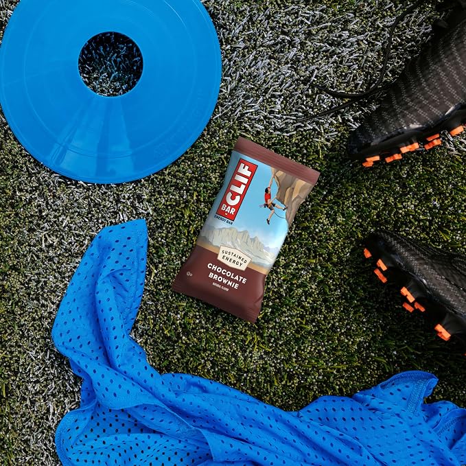 CLIF BAR - Energy Protein Bars - Chocolate Brownie - Made with Organic Oats - Energy Bars - Non-GMO - 15 Count (Pack of 4)